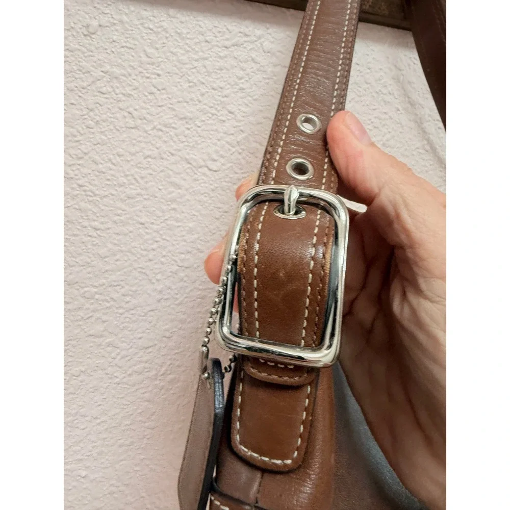 Coach Hampton Demi Baguette East West Brown Leather Vintage Premium Shoulder Bag